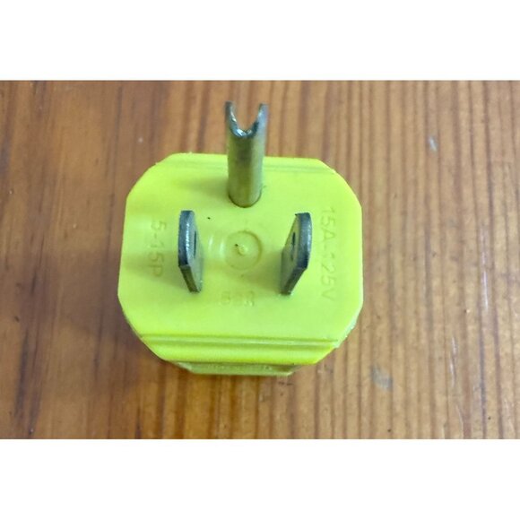 Pass & Seymour Yellow Straight Blade Plug Connector  5-15P 15A 125V Lot of 7 - Picture 2 of 2